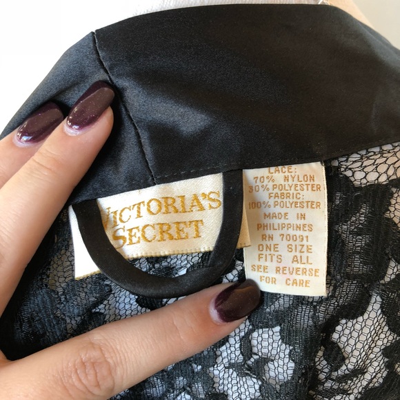 Victoria’s Secret black lace vintage kimono - Picture 7 of 7